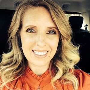 Meet your Posher, Lana